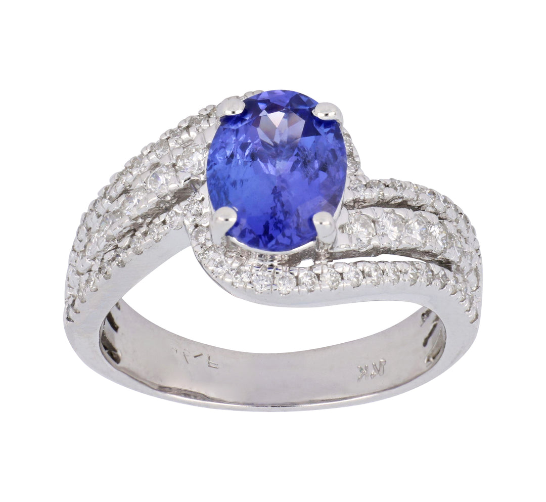 Tanzanite Ladies Ring (Tanzanite 2.08 cts. White Diamond 0.6 cts.)