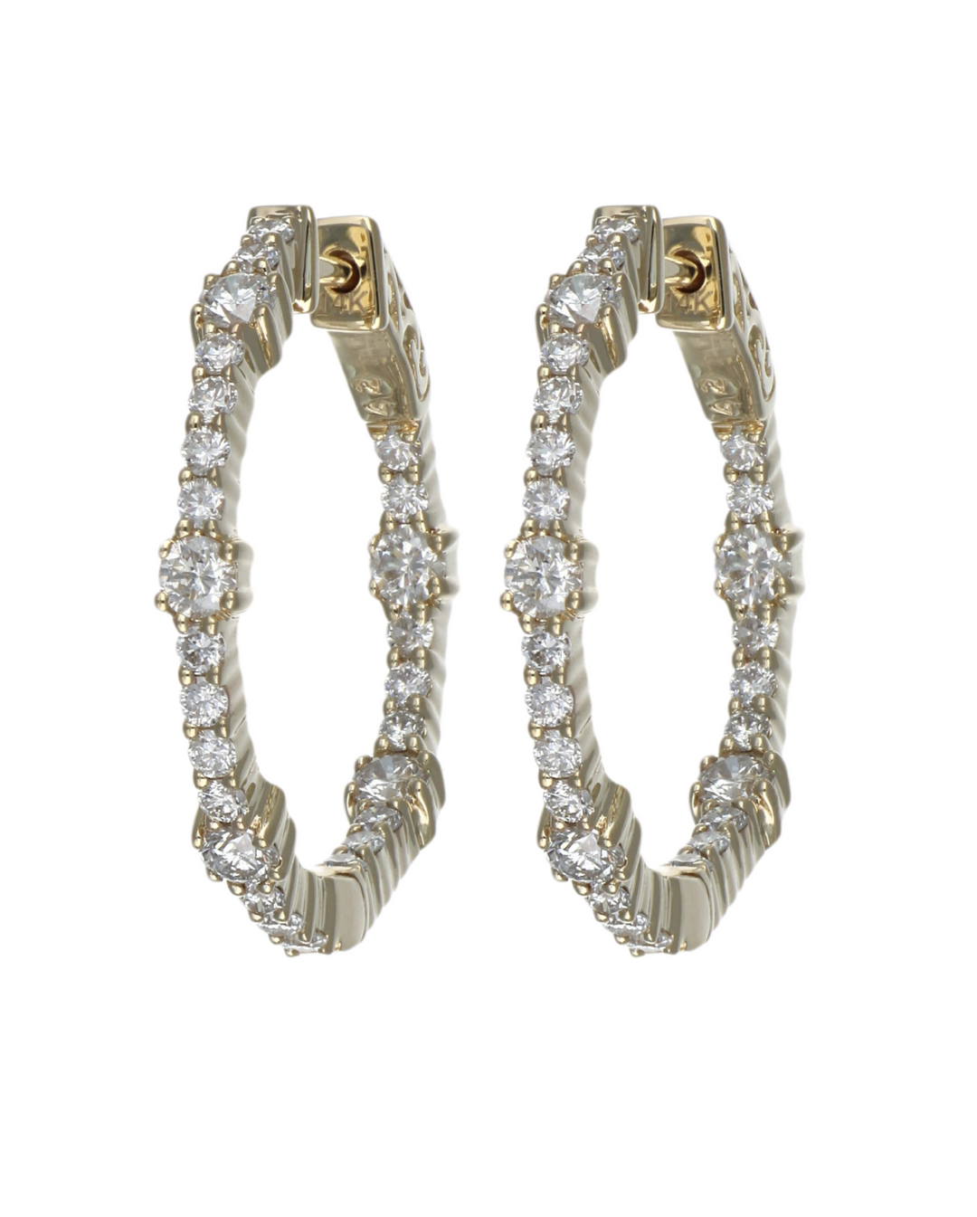 White Diamond Earrings ( White Diamond 0.77 cts. White Diamond 0.78 cts.)