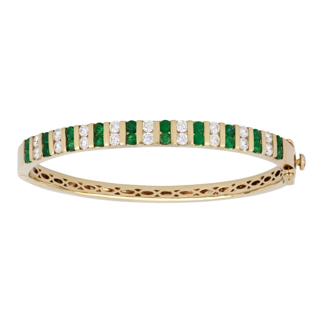 Emerald Bangle (Emerald 1.48 cts. White Diamond 1.46 cts.) Not Net