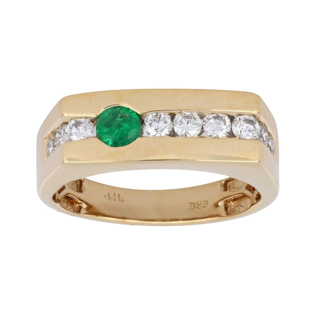 Emerald Men's Ring (Emerald 0.24 cts. White Diamond 0.74 cts.) Not Net