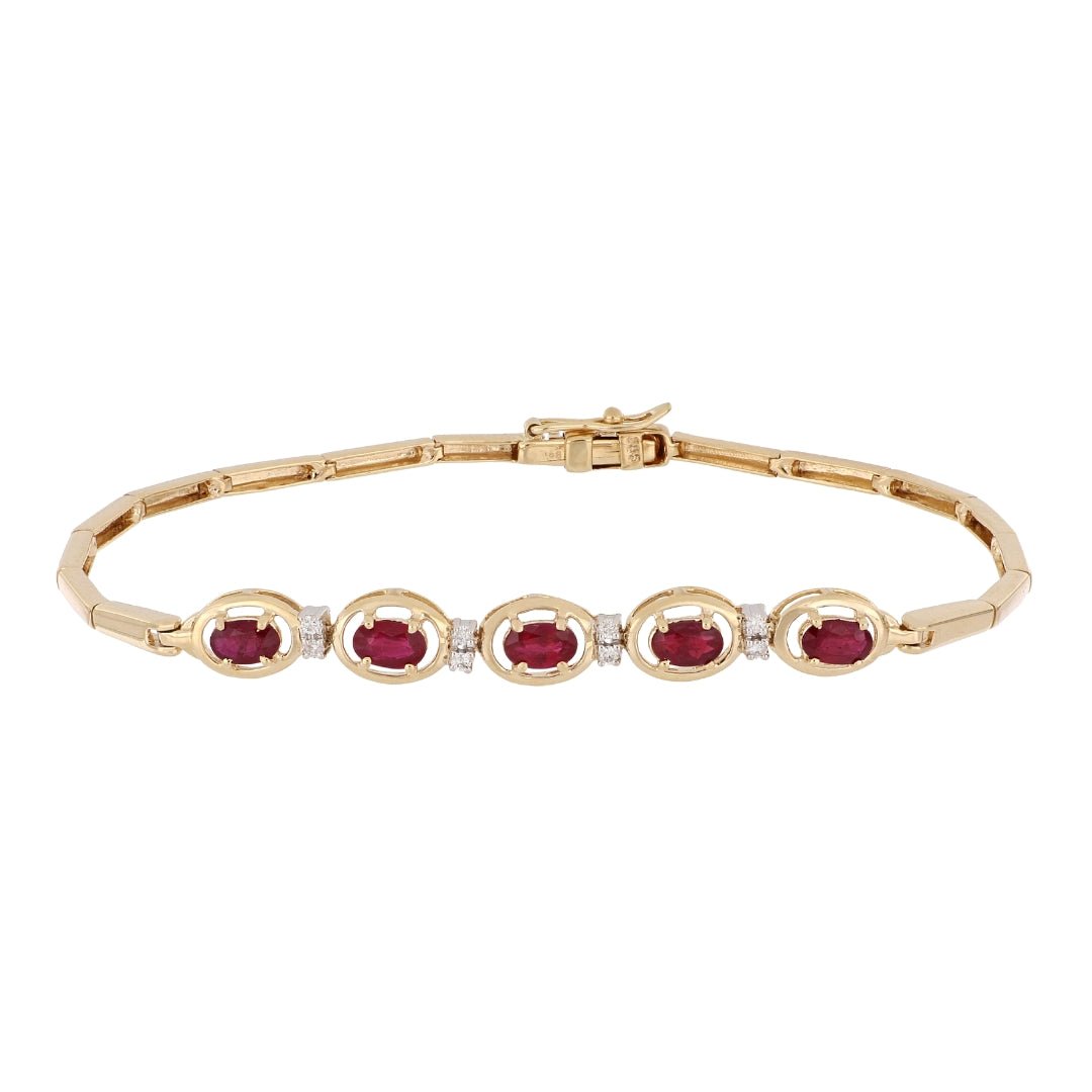 Ruby Bracelet (Ruby 1.6 cts. White Diamond 0.08 cts.) Not Net