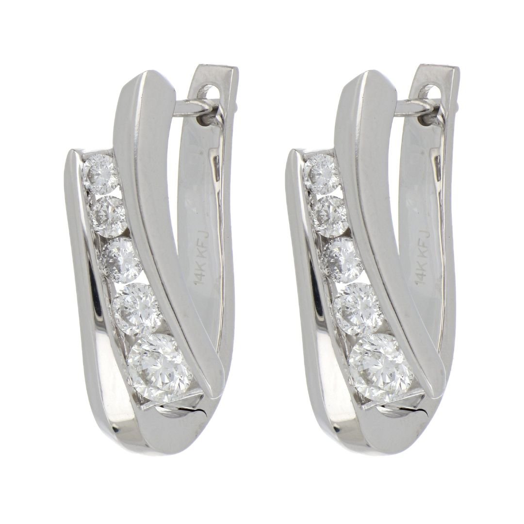 White Diamond Earrings (White Diamond 1 cts.) Not Net