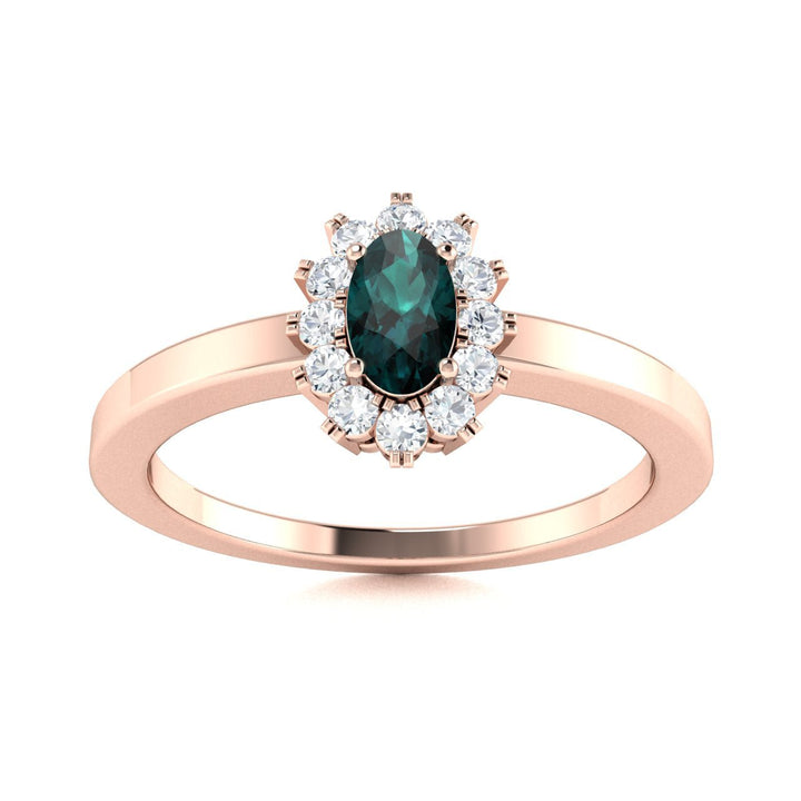 14KT Gold Oval Brilliant Natural Alexandrite and Diamond Ladies Ring (Alexandrite 0.25 cts. White Diamond 0.12 cts.)