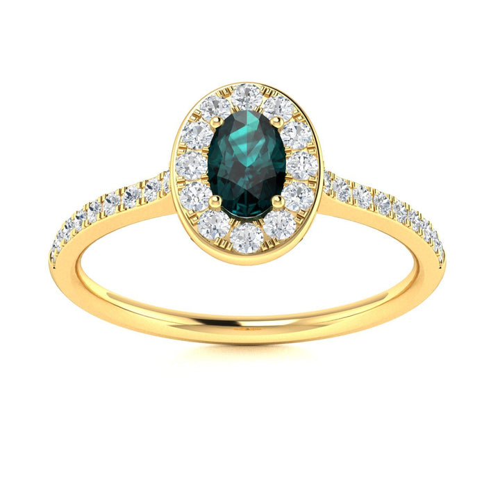 14Kt Gold Oval Brilliant Natural Alexandrite and Diamond Ladies Ring (Alexandrite 0.30 cts. White Diamonds 0.20 cts.)