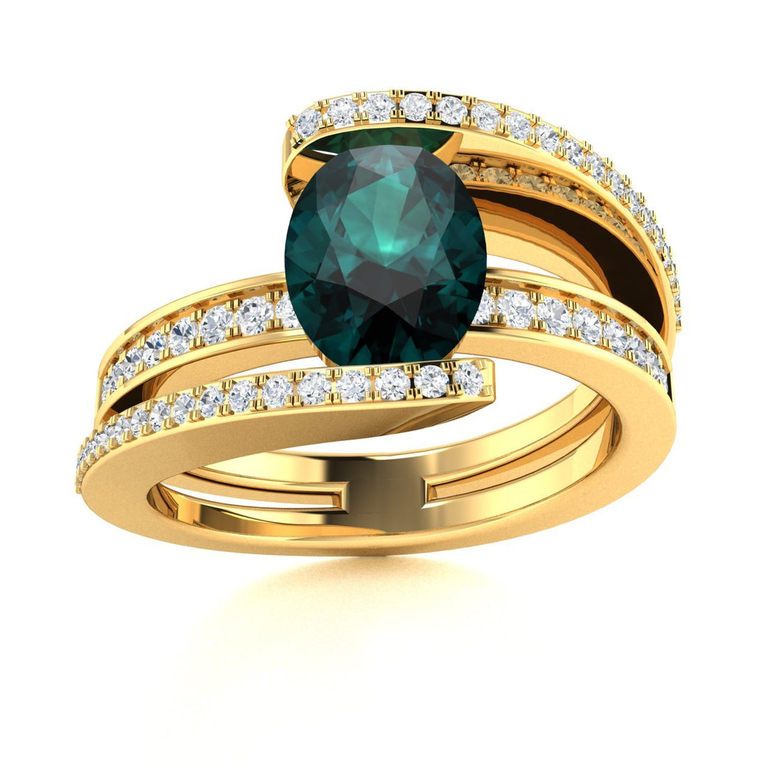 14kt Gold Oval shaped Natural Alexandrite and Diamond Ladies Ring (Alexandrite 1.50 cts. Diamonds 0.30 cts.)