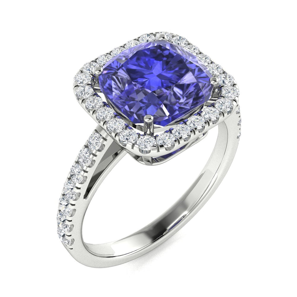 14KT Gold Tanzanite and Diamond Ladies Ring (Tanzanite 2.93 cts White Diamonds 0.48 cts)