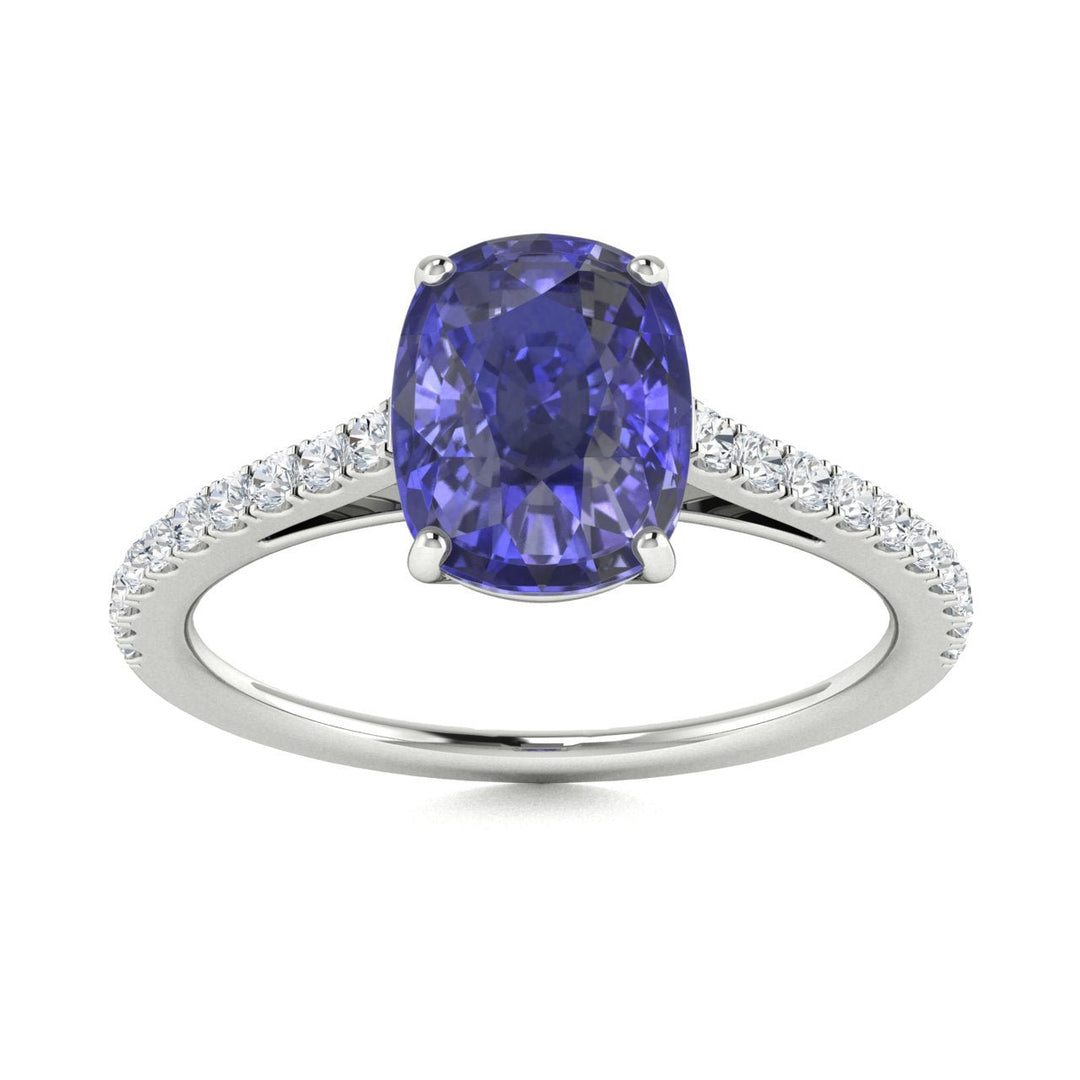 18KT Gold Tanzanite and Diamond Ladies Ring (Tanzanite 2.93 cts White Diamonds 0.23 cts)