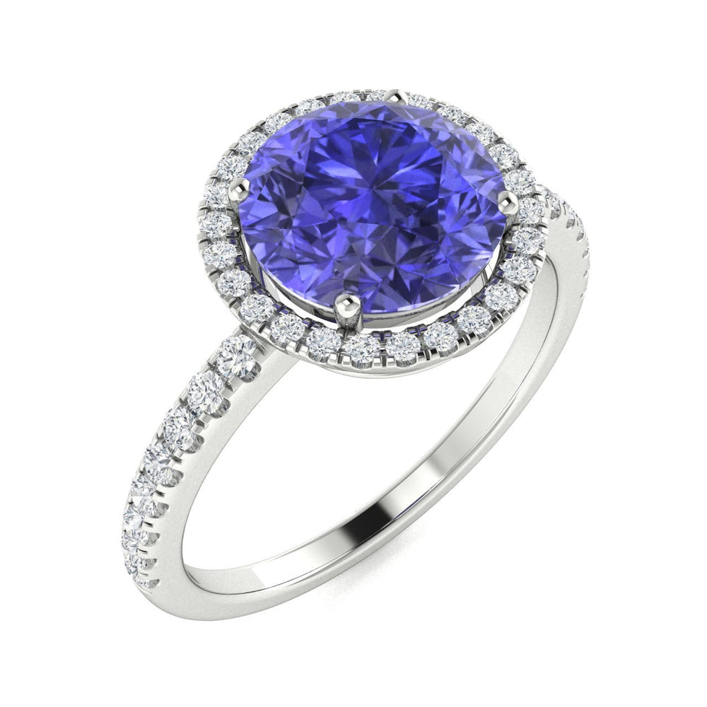 18KT Gold Tanzanite and Diamond Ladies Ring (Tanzanite 4.56 cts White Diamonds 0.53 cts)